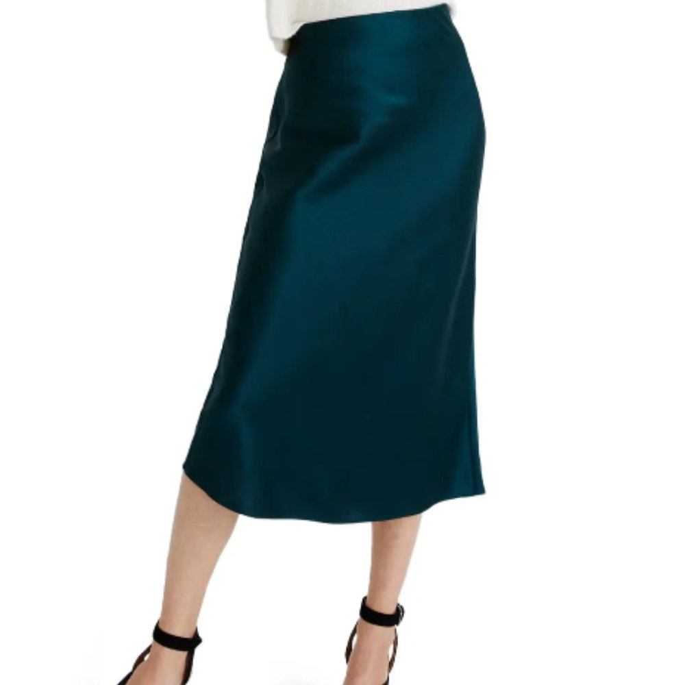 Madewell Satin Midi Slip Skirt in Emerald - NWT